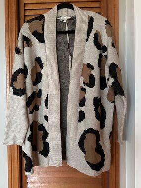 As new Jessica Simpson cardigan